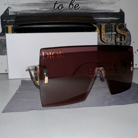 NWT DIOR M1U 141mm Shield Sunglasses in Shiny Gold/Bordeaux. - Picture 9 of 10